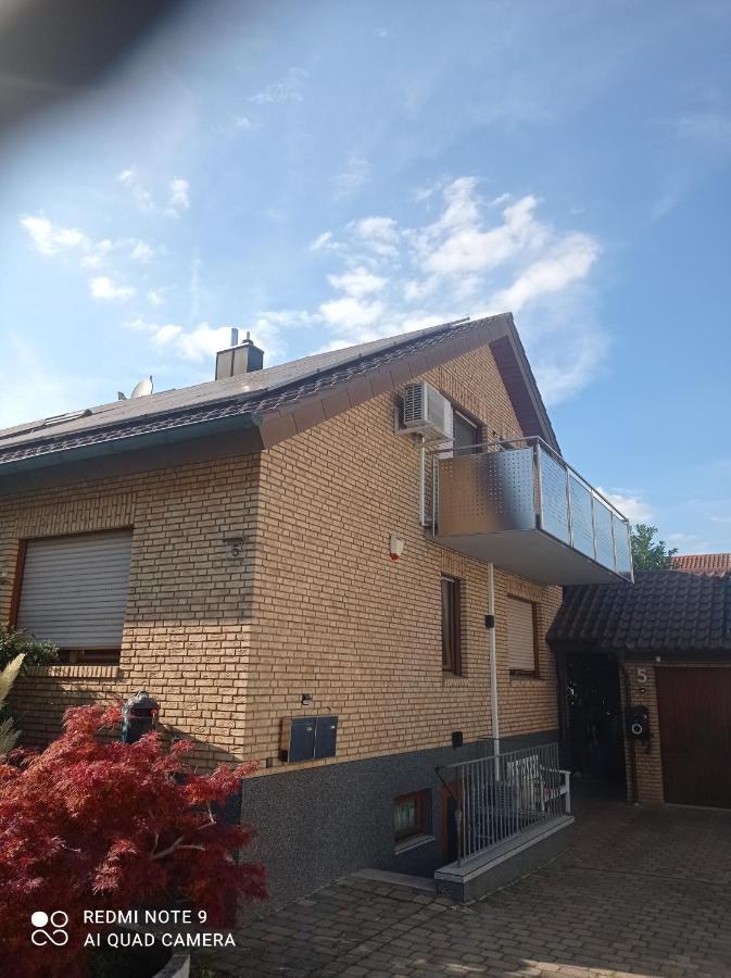Moderne Ferienwohnung Neckarschleife Mit Klimaanlage Kirchheim am Neckar Exteriér fotografie